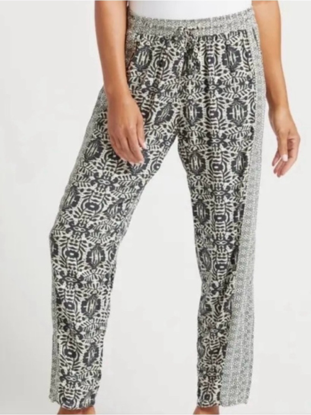 Michael Stars Printed Elastic-Waist Lounge Pants - Black & White